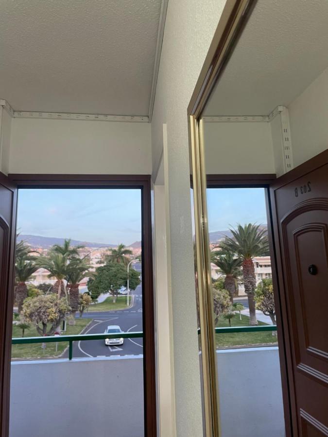 Apartamento Los Cristianos Apartment ลอส กริสเตียนอส ภายนอก รูปภาพ